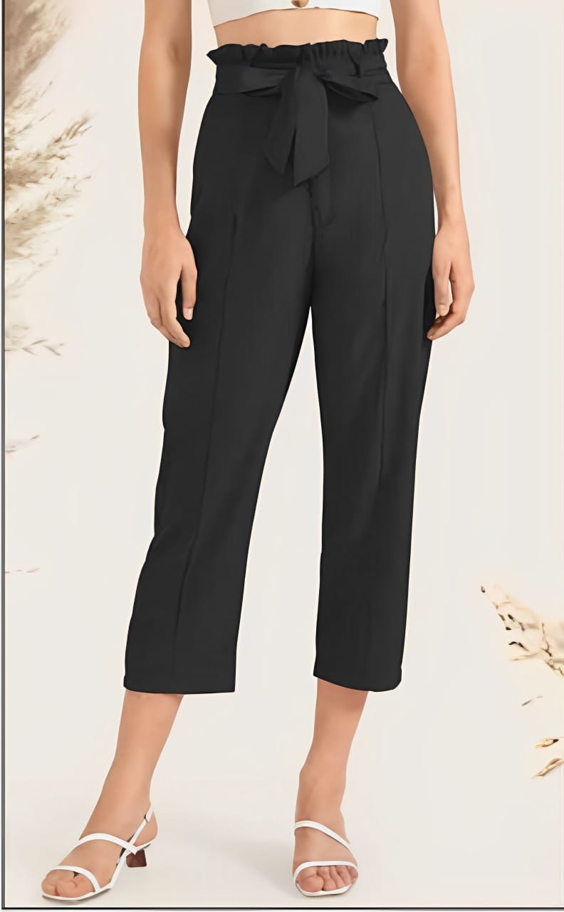 Black Capris High - Rise croped pant