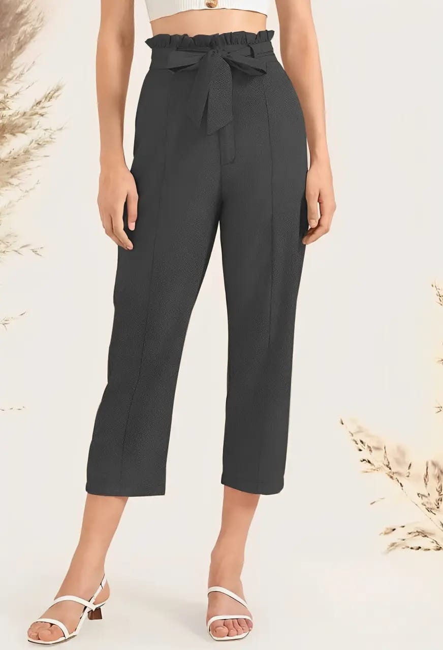 Dark Grey Capris High - Rise croped pant.